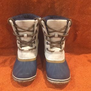 Sorel slim pack short boots